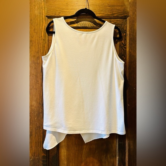 D2 by Diane Gilman Sleeveless Blouse - Picture 2 of 4